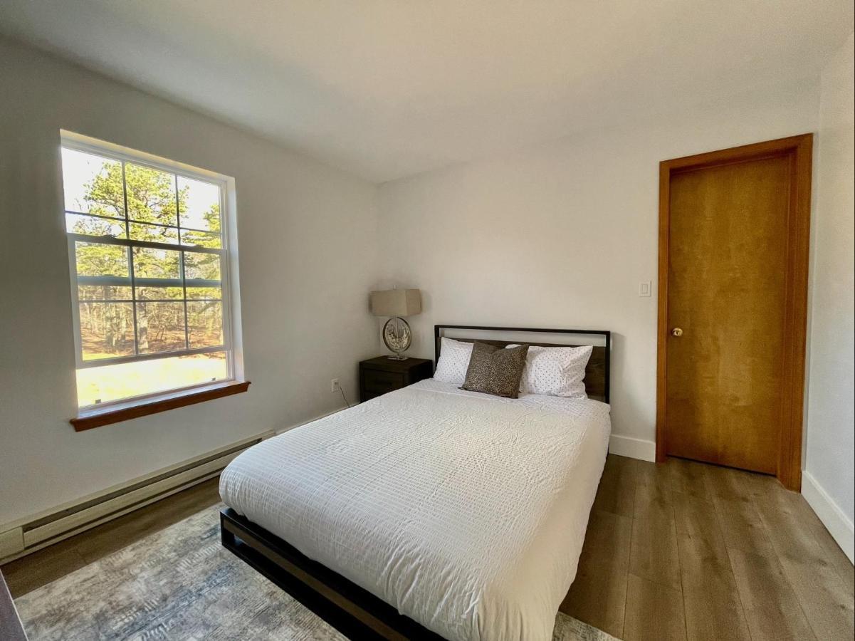 Modern Poconos Home, Game Room, Pool, Waterparks